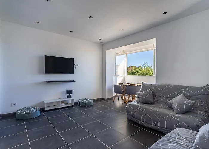 Et Mimosa - 2 Km De La Bormes-les-Mimosas