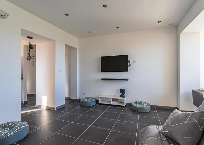 Διαμέρισμα Et Mimosa - 2 Km De La *